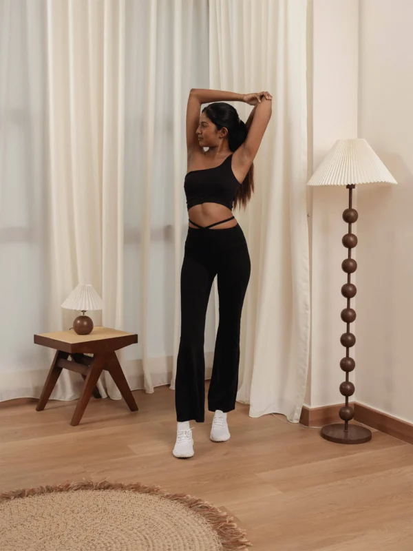 Side-Straps-Asymmetrical-Bra