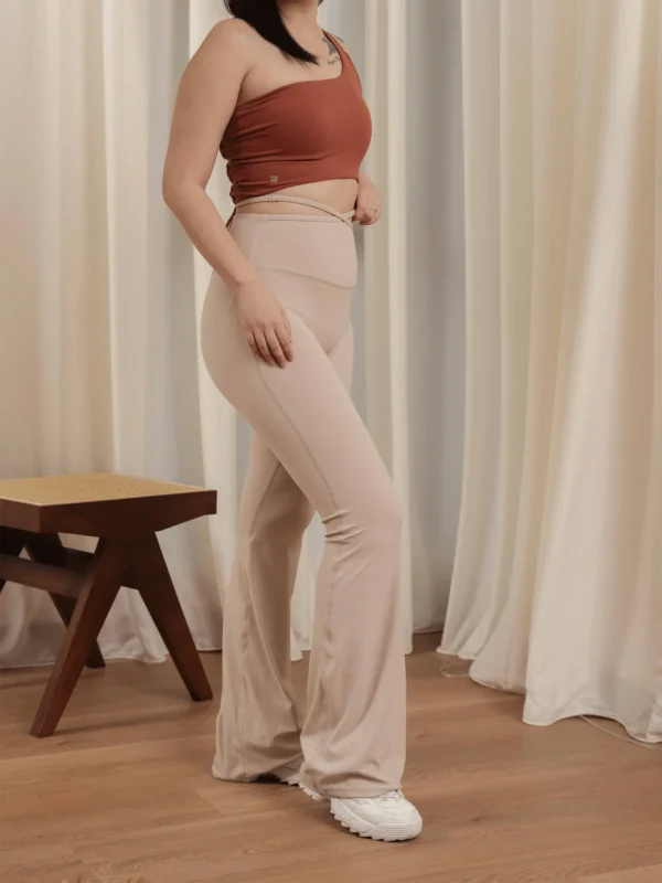 Side-Straps-Asymmetrical-Bra